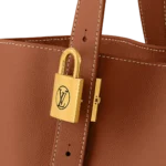 Medium LOW KEY CABAS Brown