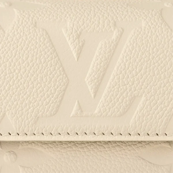 Wallet on Chain Ivy Creme