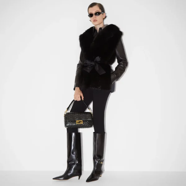 Baguette Black leather bag