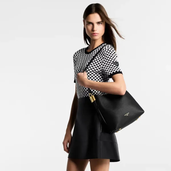 Low Key Hobo PM Black